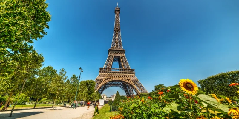 11 Incredible Places to Visit in France This Year! 1 The Eiffel Tower