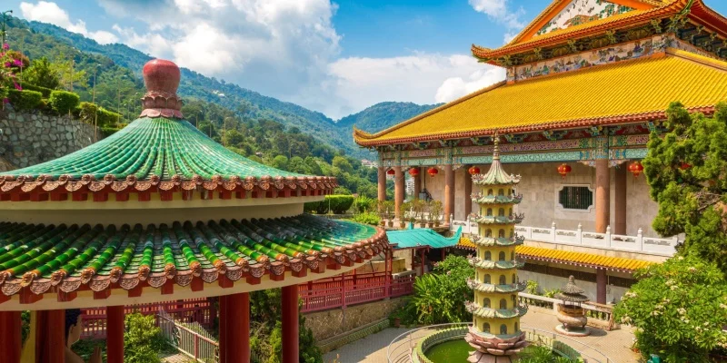 Ultimate List of Must-See Places to Visit in Malaysia 11 Kek Lok Si Temple