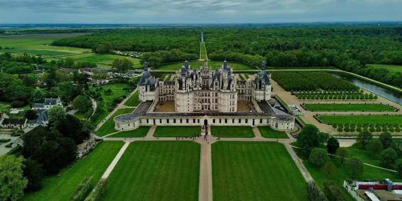 11 Incredible Places to Visit in France This Year! 7 Château de Chambord