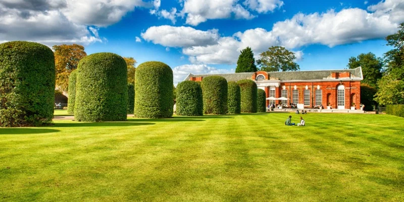 Top 10 Must-Visit Places to Visit in London for First-Time Travelers 9