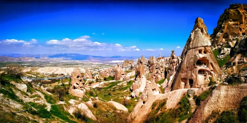 Top Places to Visit in Turkey in 2025 - Ultimate Travel Guide 2 Cappadocia’s Fairy Chimneys