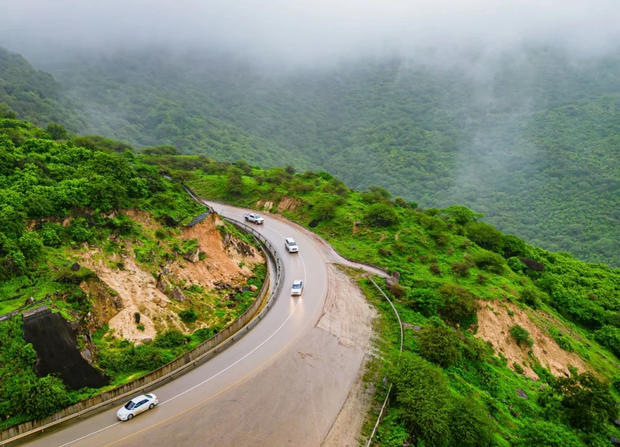 Places to Visit in Salalah: The Ultimate Guide to Oman’s Green Jewel